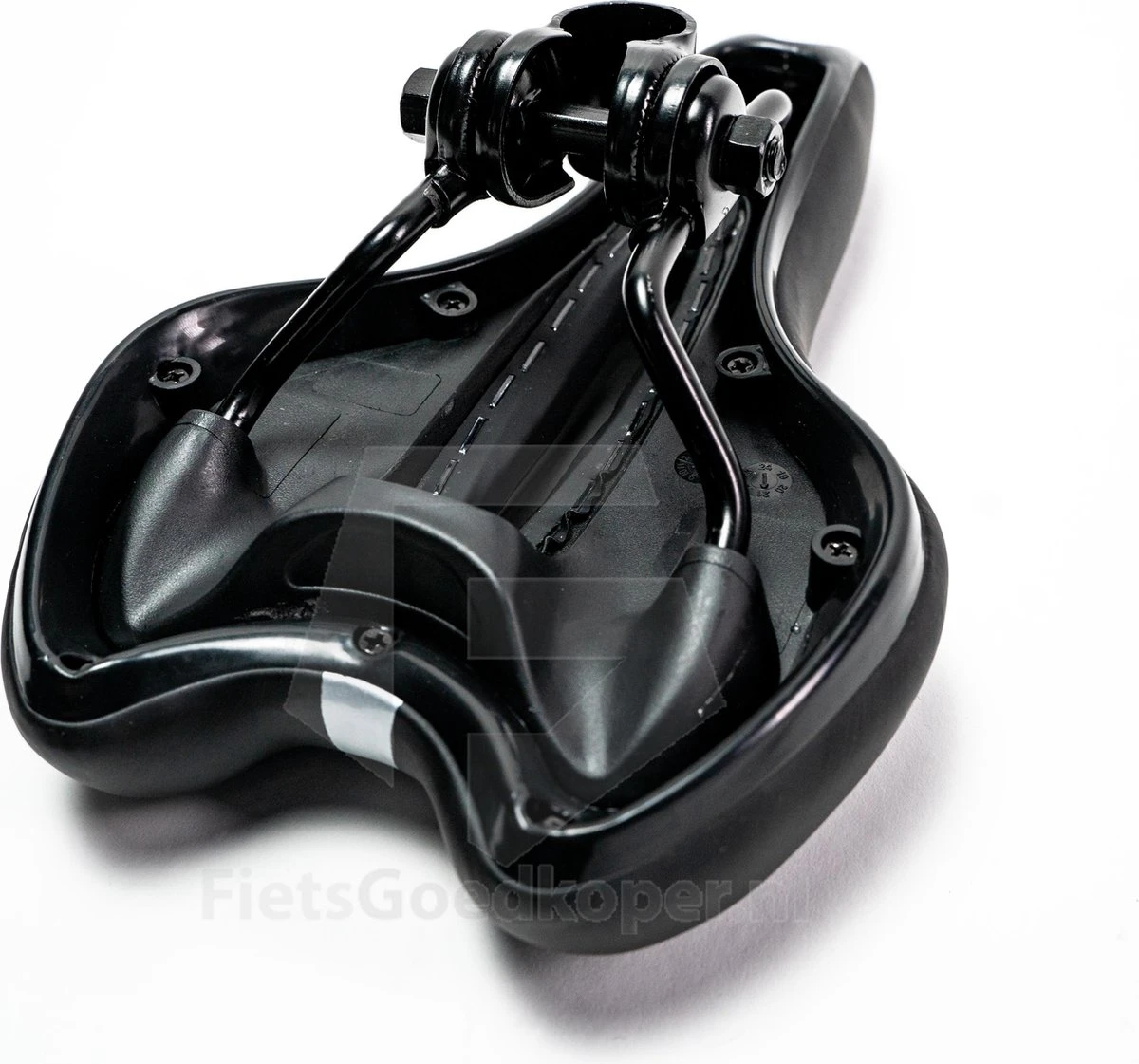 Voltano Trekking Fietszadel - Comfortabel Gel Zadel - Met Uitsparing - Inclusief Zadelstrop - 100% Waterdicht - Unisex - Zwart - Afbeelding 3