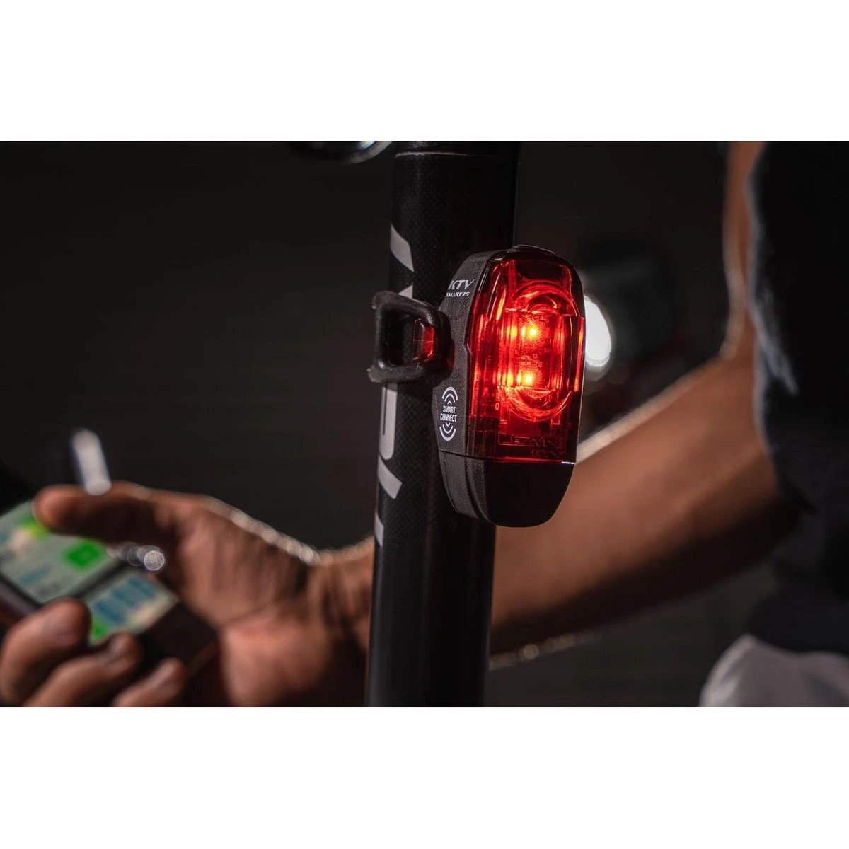Lezyne Connect Smart 1000XL / KTV Smart Pair Verlichtingsset - 1000 Lumen - Zwart - Afbeelding 13
