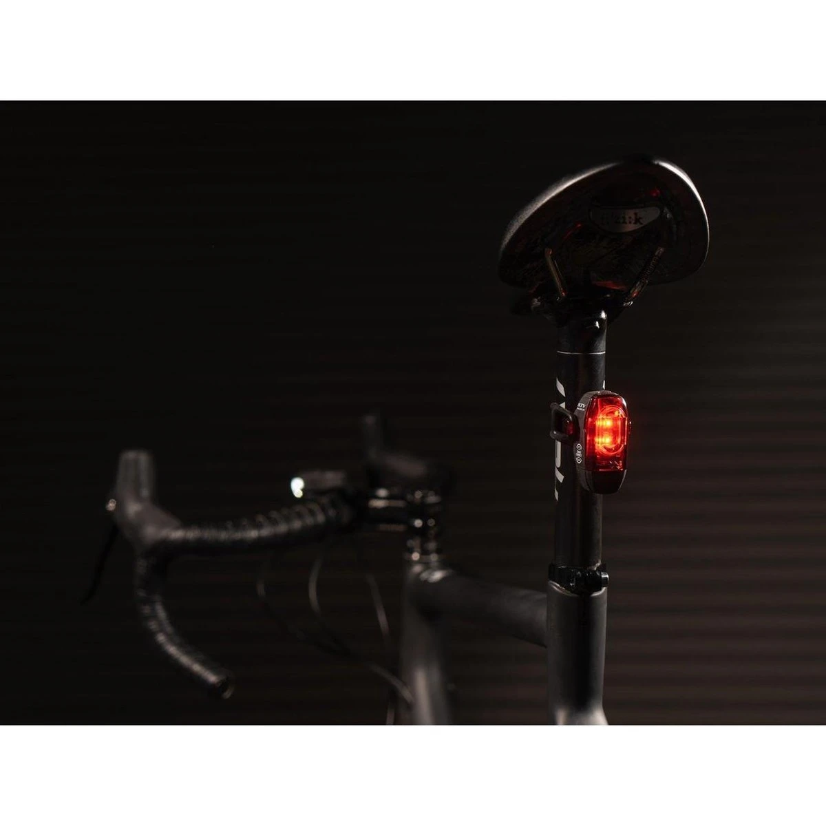 Lezyne Connect Smart 1000XL / KTV Smart Pair Verlichtingsset - 1000 Lumen - Zwart - Afbeelding 14