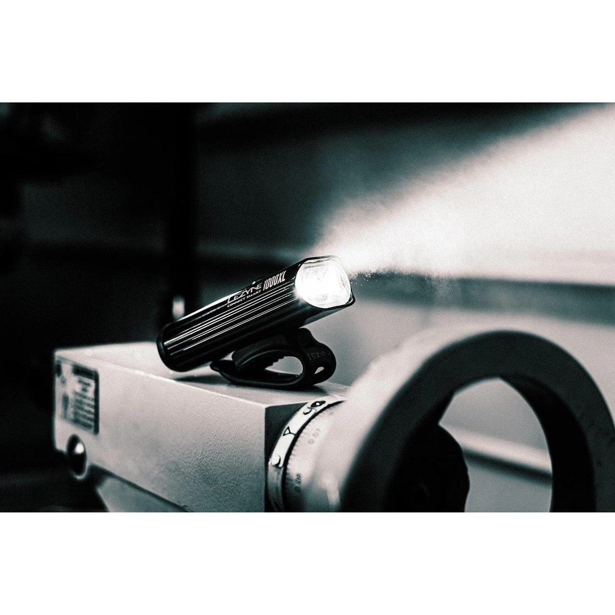 Lezyne Connect Smart 1000XL / KTV Smart Pair Verlichtingsset - 1000 Lumen - Zwart - Afbeelding 17